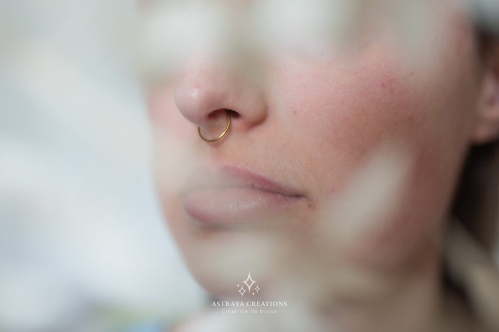 Alternatives aux piercings faux septum